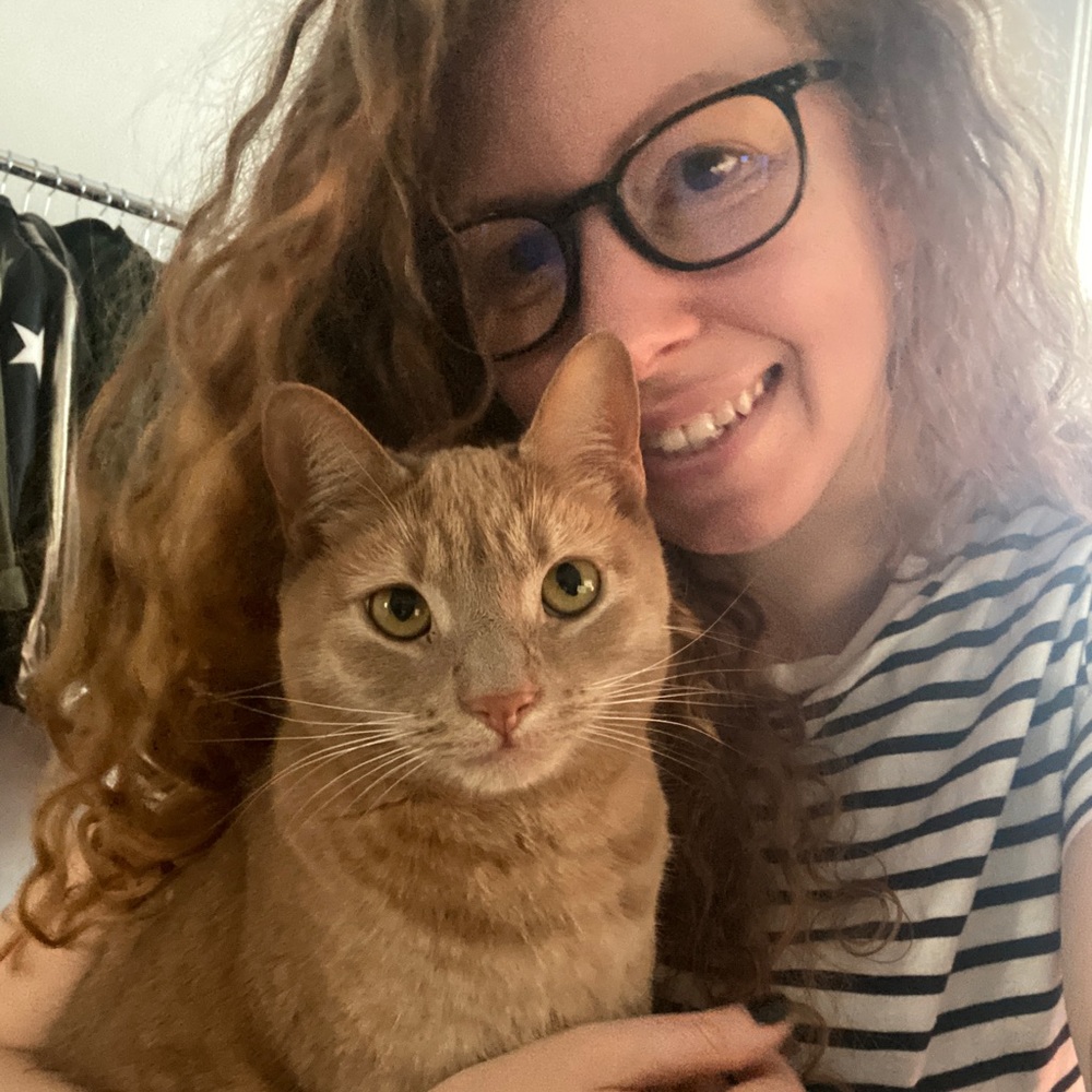 Meet your Posher, Olivia